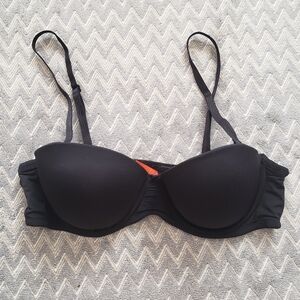 ⏰️LAST CHANCE⏰️Black adjustable bra